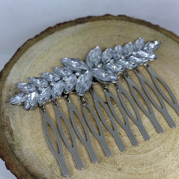 HAIR COMB - Picture 1 of 3